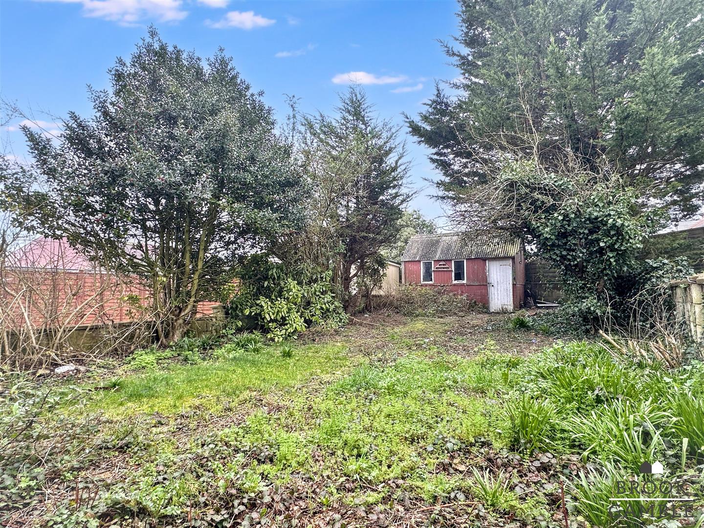 3 Bedroom House. Downs Avenue in Eastbourne,  17